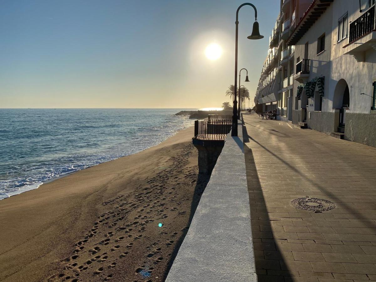 Ponent - Espectaculares Vistas Al Mar Apartamento Sant Pol De Mar Exterior foto